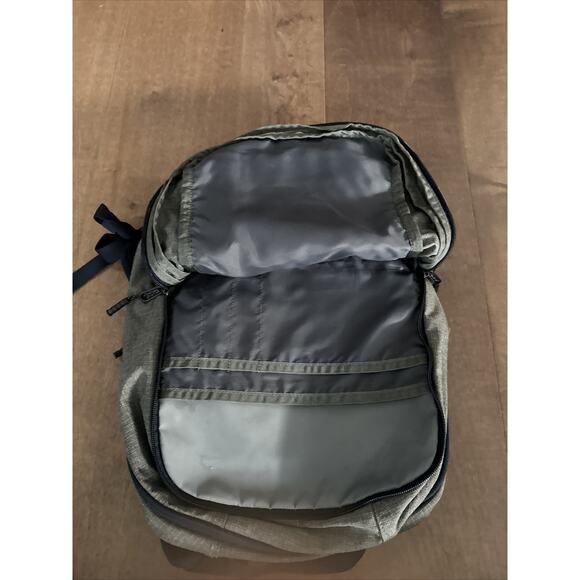 Timbuk2 Parkside Laptop Backpack Gray 18x13" w/ "Okta" Embroidered - Picture 4 of 4
